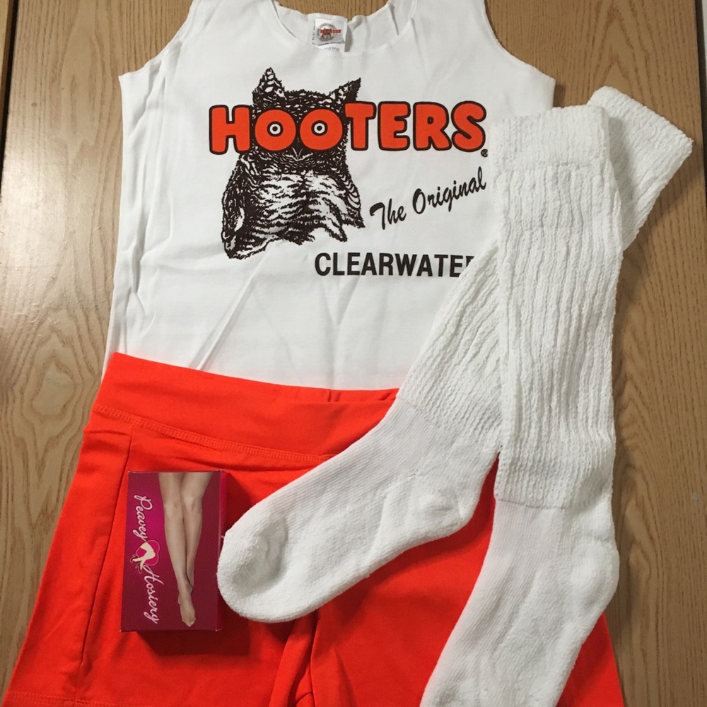 New Hooters Girl Sexy Uniform Tank Shorts Hose & Scrunchie Socks Large/Large